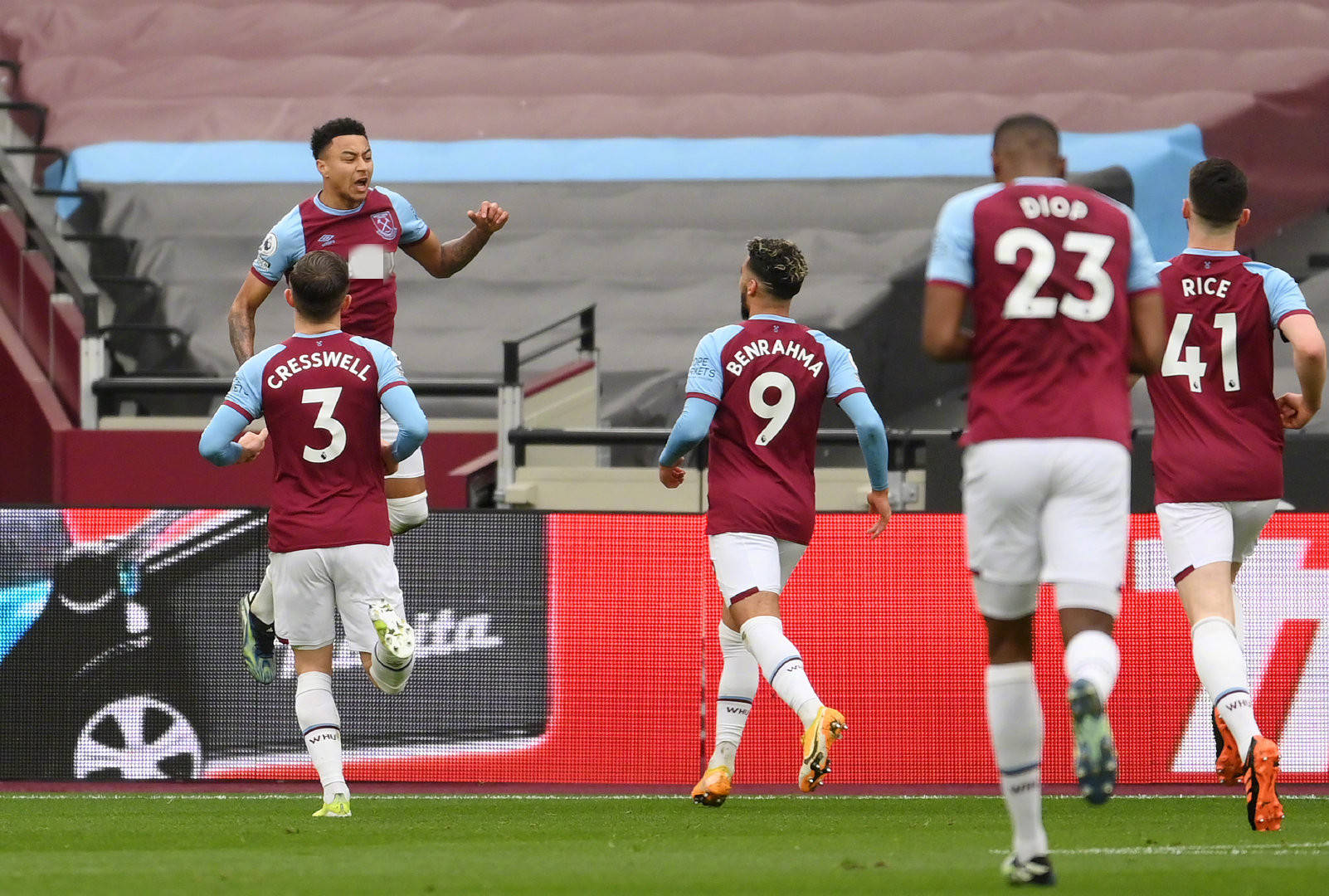 纽卡斯尔联 纽卡斯尔联